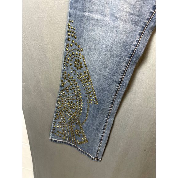 STYLE FADED BLUE WESTERN FLARE WITH STUD EMBELLISHMENT SZ US14: NWOT - Picture 2 of 6